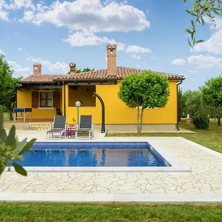 Amazing In Cokuni With Wifi Holiday home Mutvoran